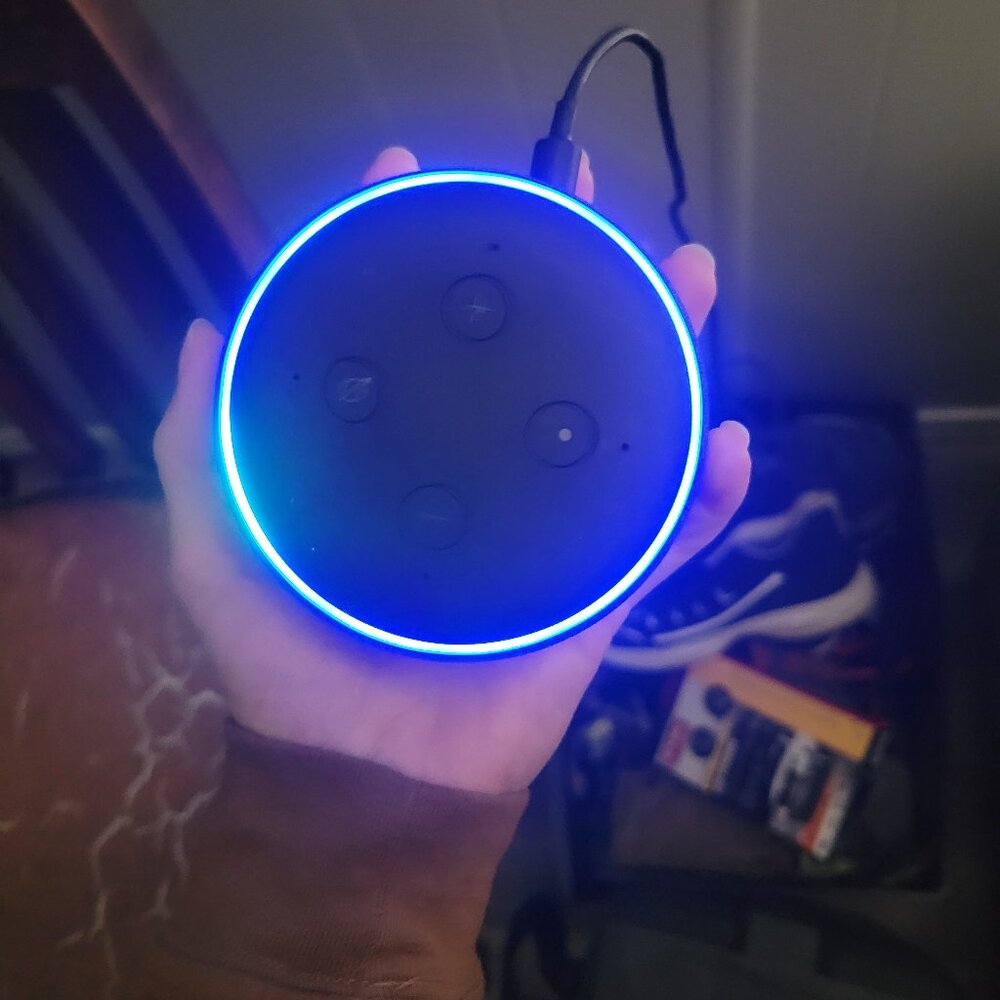 Amazon speaker
